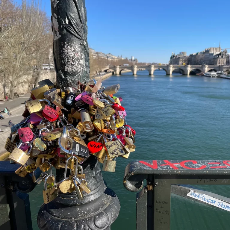 Paris - Pont du Carrousel