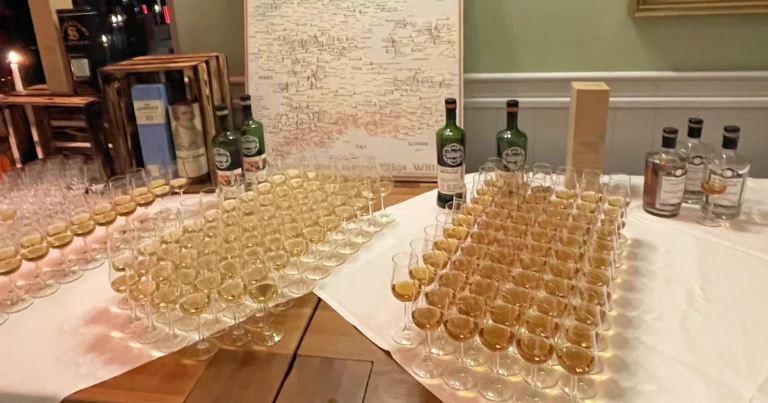 Whiskytasting - Es ist eingeschenkt