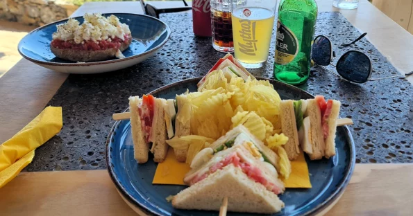Ammoudaki Beach - Sandwiches
