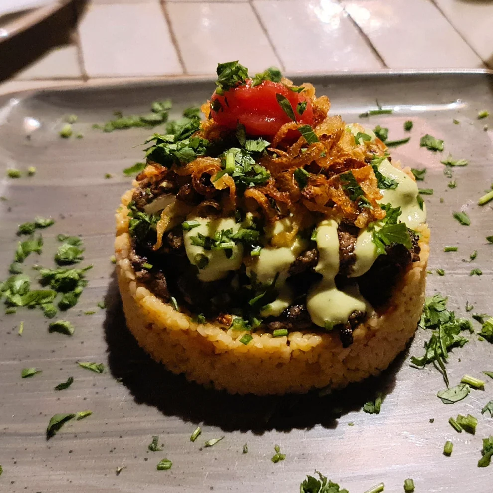 Naranj - Kebap auf Cous Cous
