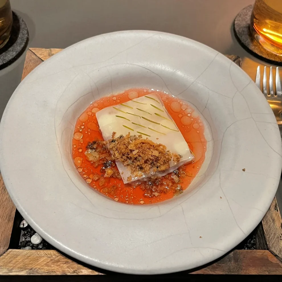 Quellforelle, Kohlrabi, Holzkohle