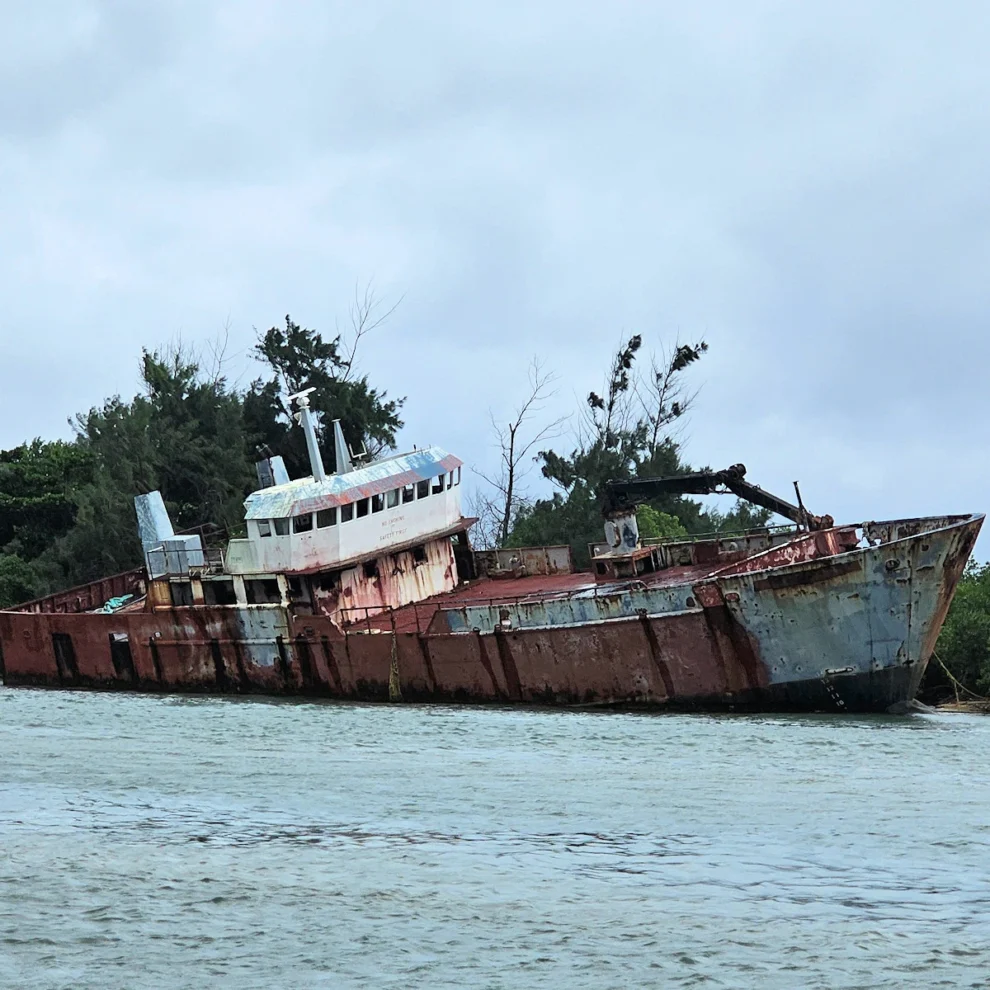 Honduras - Roatan - Schiffswrack