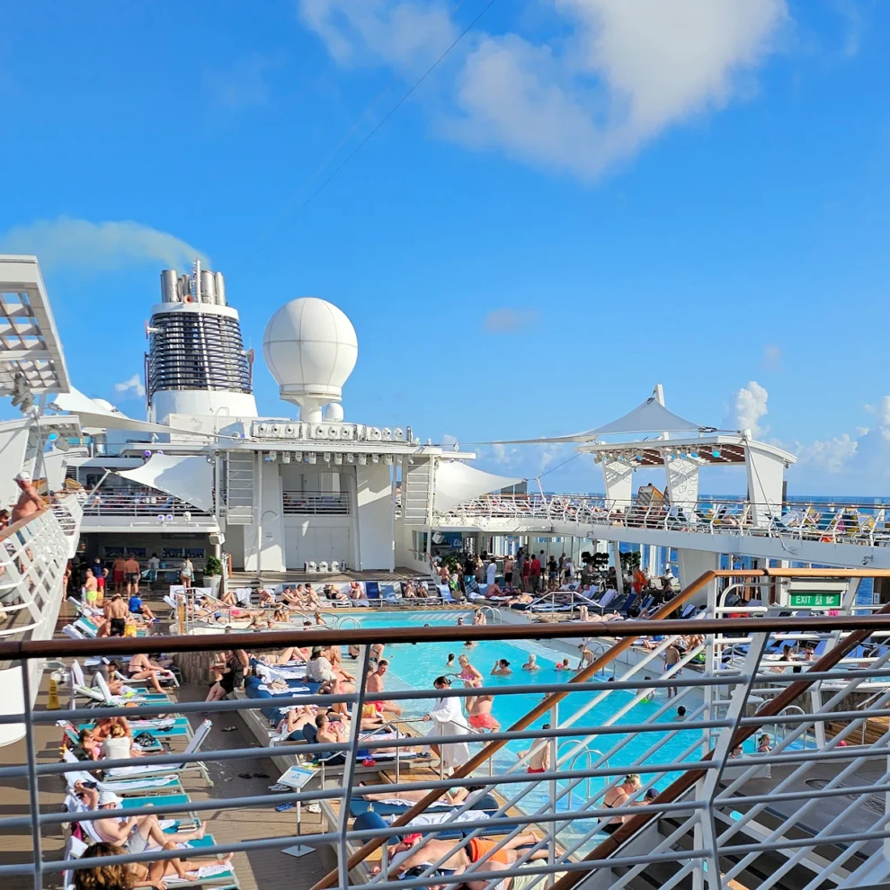 Mein Schiff 6 - Pool