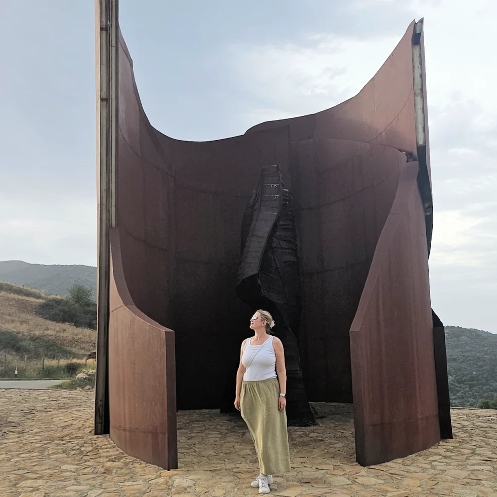 Una curva gettata alle spalle del tempo