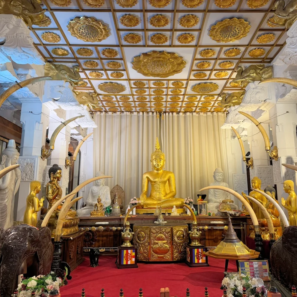 Sri Lanka - Zahntempel - Altar