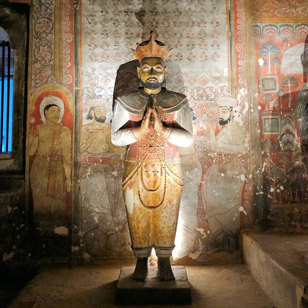 Sri Lankja - 5 Höhlentempel - Die Statue der Buddhaschaft