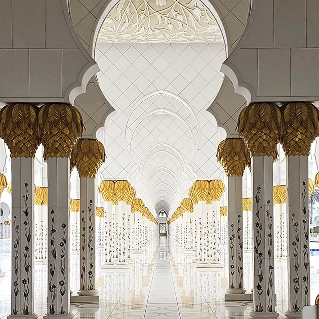 Scheich Zayid Moschee - Säulengang