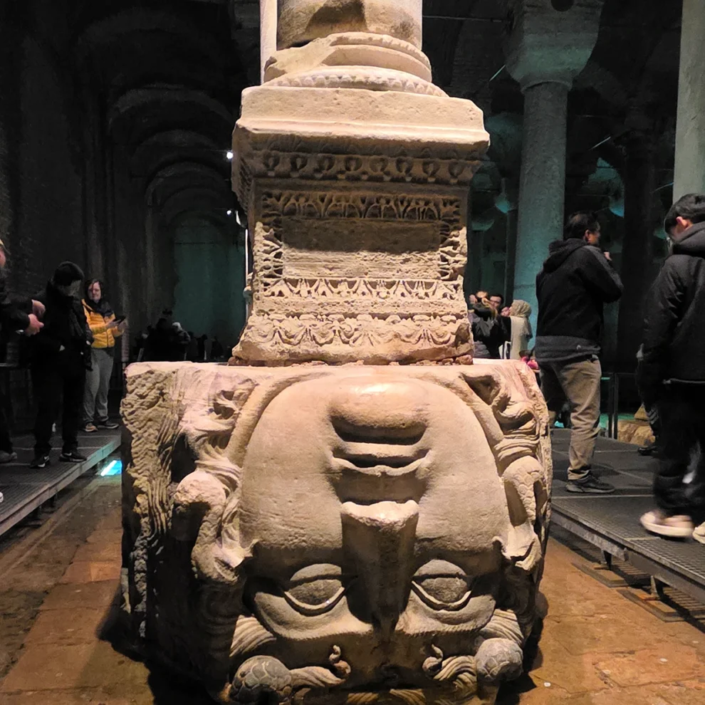 Istanbul - Basilika Zisterne - Säule